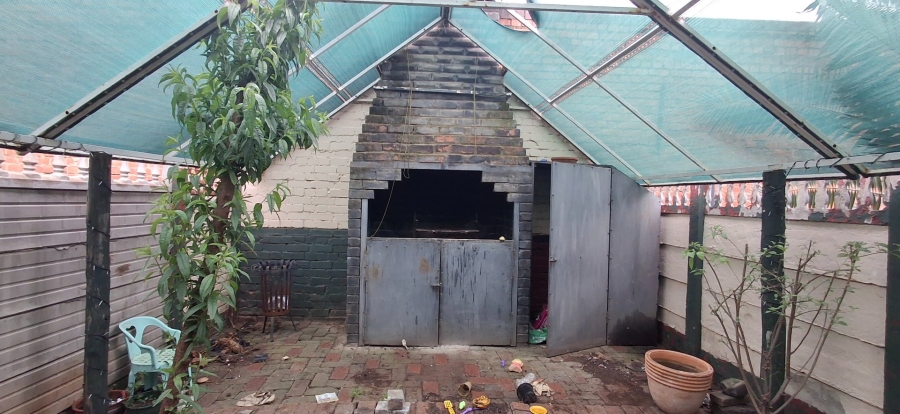 2 Bedroom Property for Sale in Bloemfontein Free State